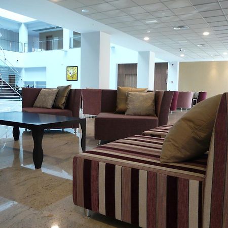 Hotel Ciudad De Ponferrada, Ascend Hotel Collection Экстерьер фото