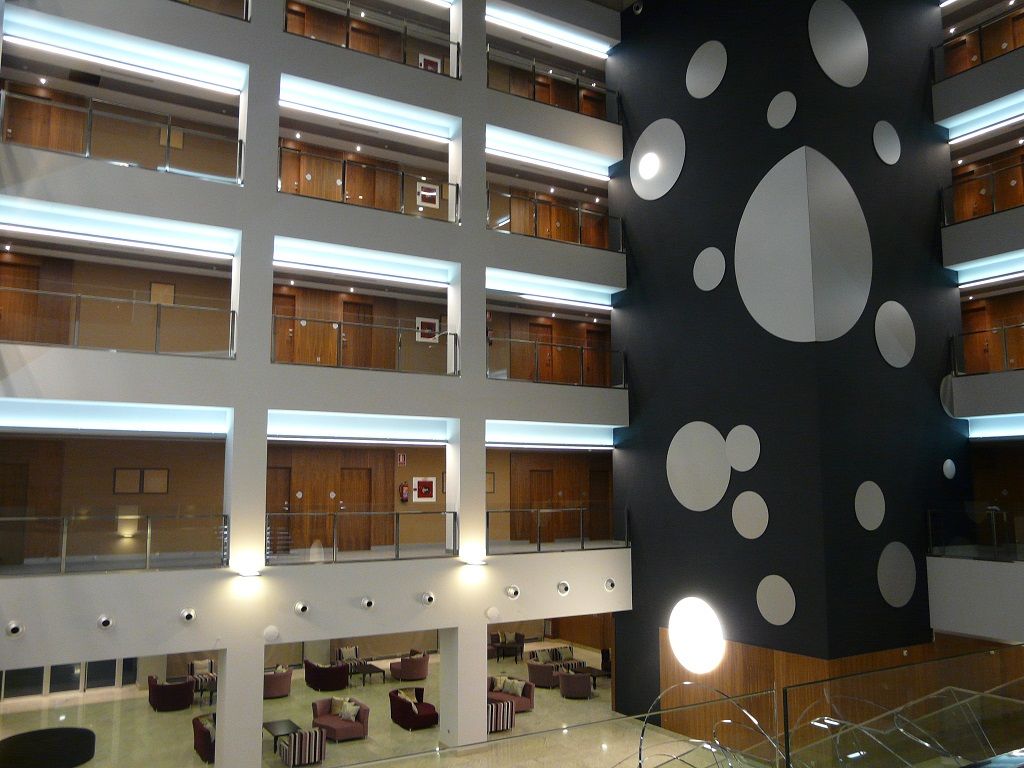 Hotel Ciudad De Ponferrada, Ascend Hotel Collection Интерьер фото